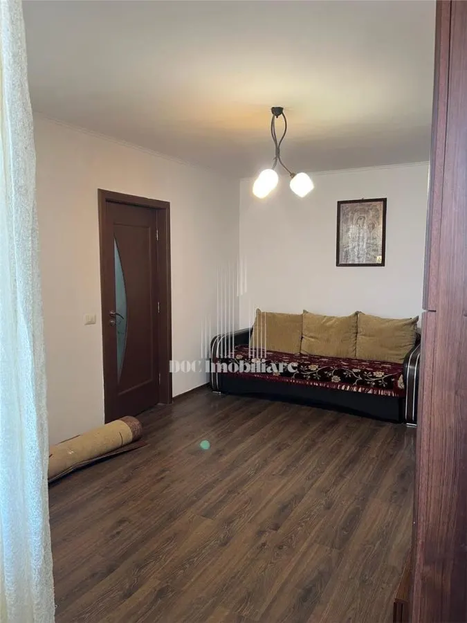 Inchiriere  2 camere  Campia Libertatii - foto 6