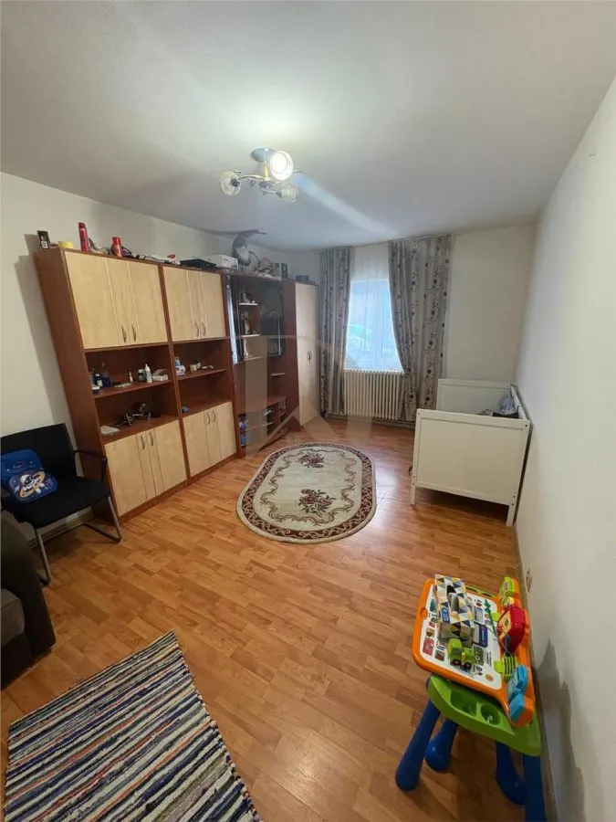 Apartament 2 camere decomandat Podul de Fier - foto 1
