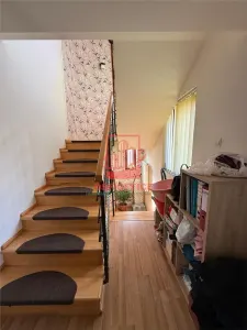 Vilă modernă D+P+E în Horpaz  realizată în regie proprie - foto 4
