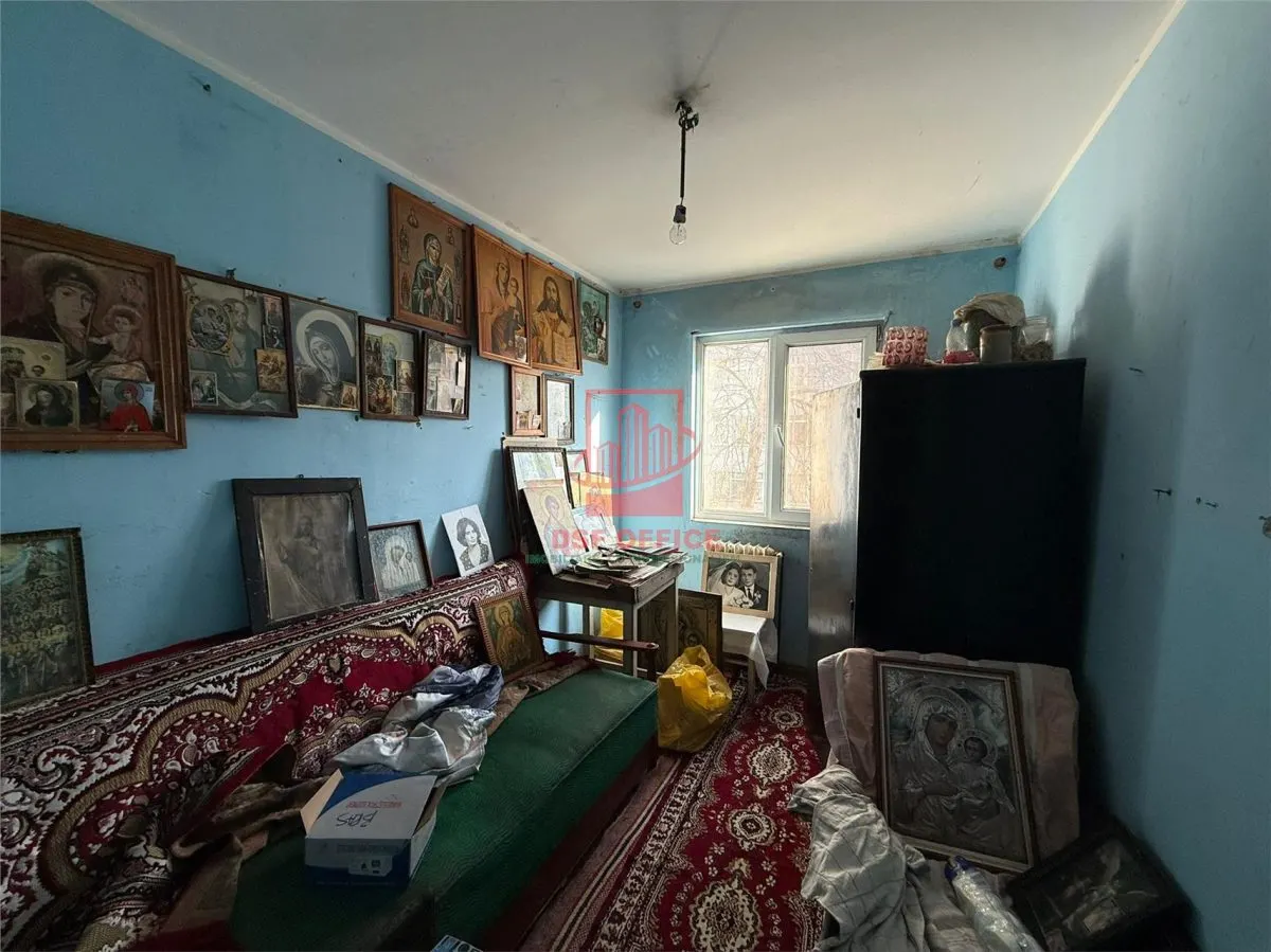 Apartament 3 camere nedecomandat Alexandru cel Bun - foto 4