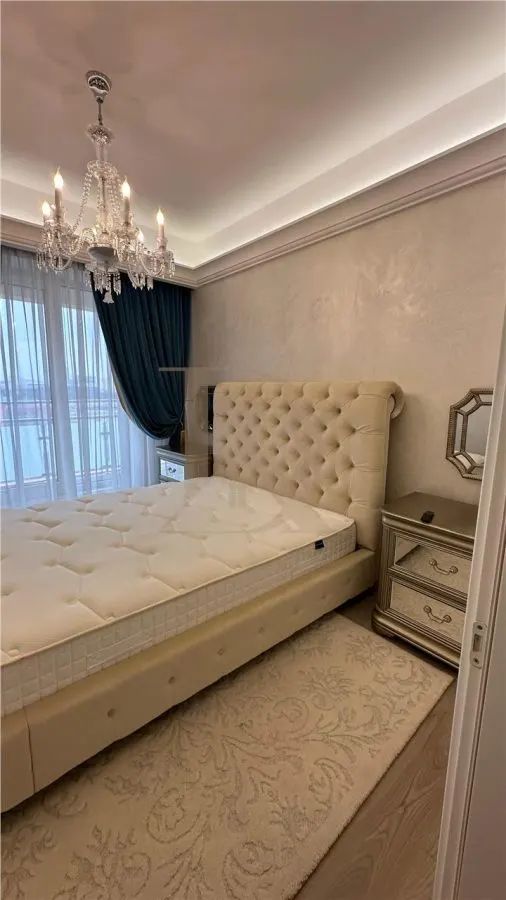 Centru - Palas , apartament 3 camere , 85 mp , loc de parcare - foto 9