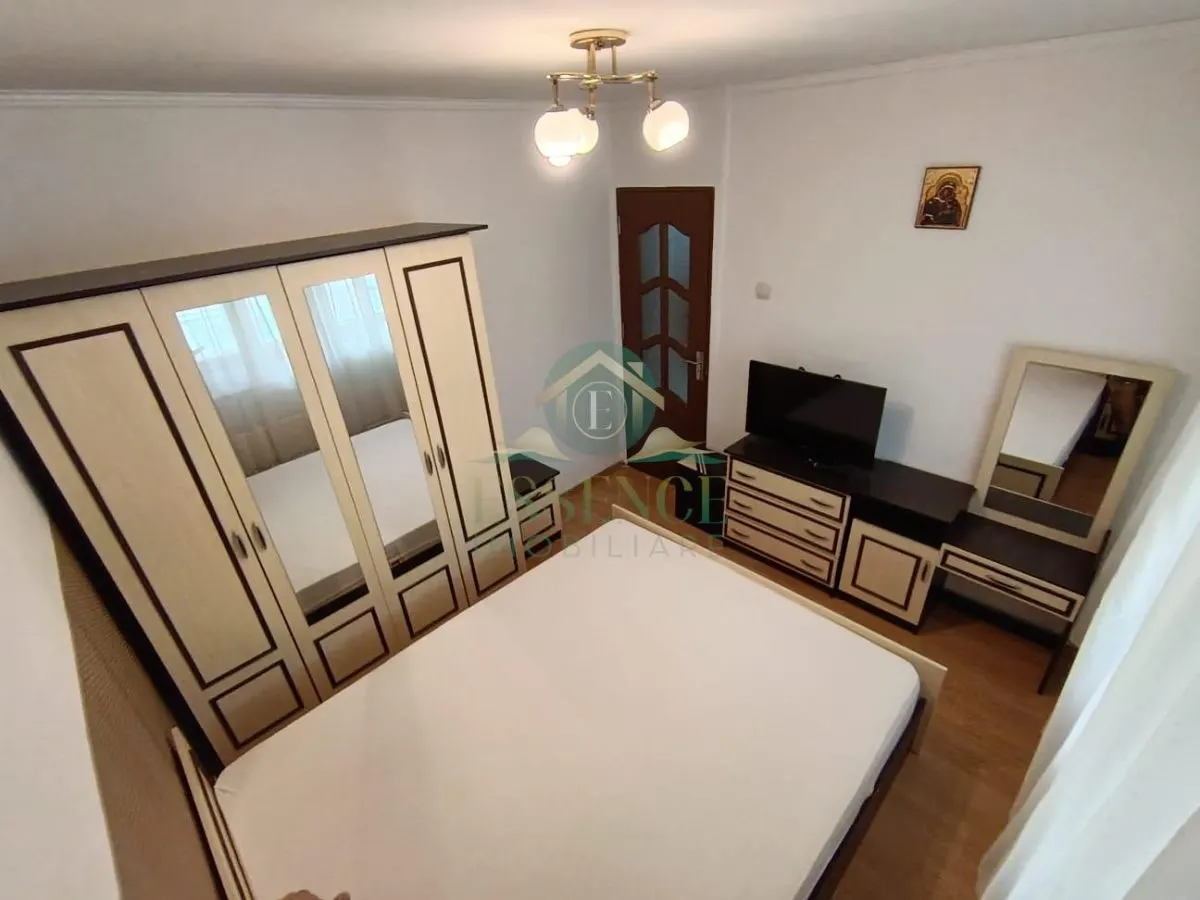 Apartament 3 camere, Rogerius, Oradea | Mobilat si Utilat | Disponibil imediat - foto 2