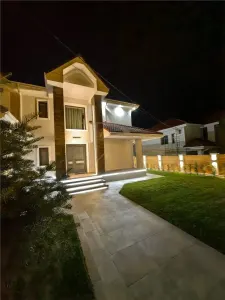 Vila de lux cu piscina in inima Buciumului - foto 2