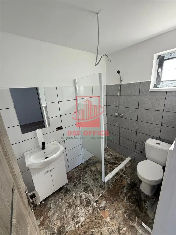 Va puteti muta TOMESTI CASA 4 Camere INCALZIRE IN PARDOSEALA - foto 1