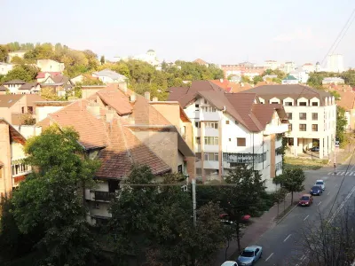 Apartament de lux 4 camere Arcu (fosta Billa ) - foto 2