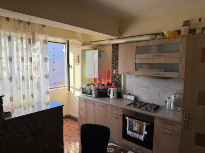 Ap 3 Camere Decomandat – Palas Mall, Podu Ros, Mobilat si Utilat - foto 7