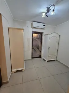 De închiriat ! Copou - Negruzzi , apartament 3 camere , etaj 1 - foto 13