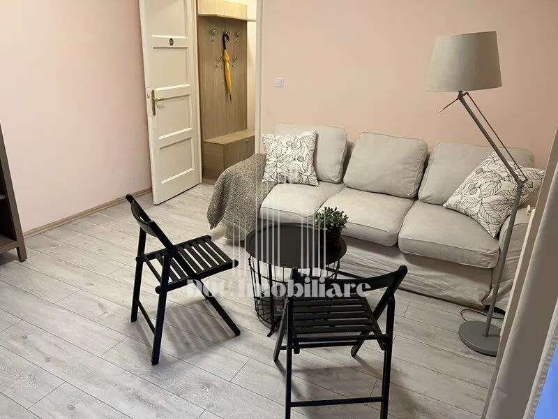 Inchiriere apartament doua camere Piata Romana - foto 1