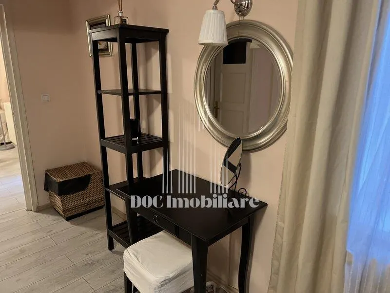 Inchiriere apartament doua camere Piata Romana - foto 5