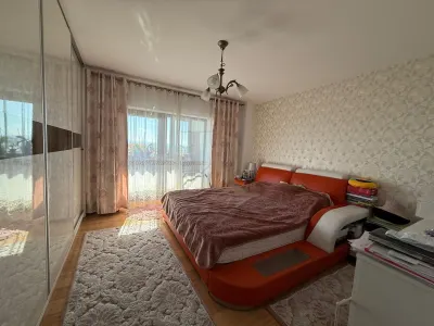 Copou - Casa Armatei , 4 camere , 108 mp , Garaj+Boxa in proprietate! - Iasi