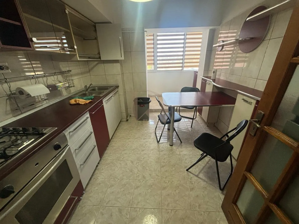 Pacurari - OMV , apartament 4 camere , 100 mp etaj intermediar - foto 5