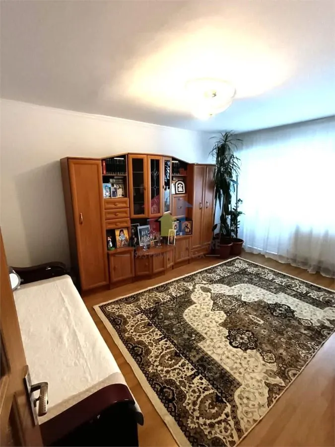 INTRETINUT! Ap 2 camere Decomandat etaj 4, zona Obor - foto 1