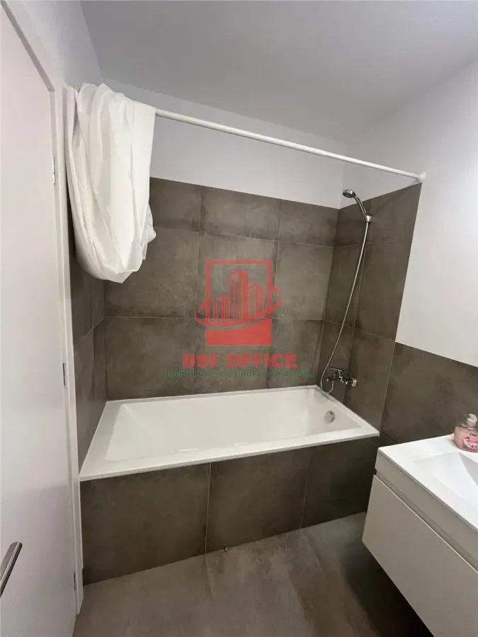 Apartament la PRIMA INCHIRIERE, cu 2 camere in Silk District, loc de parcare inclus - foto 5
