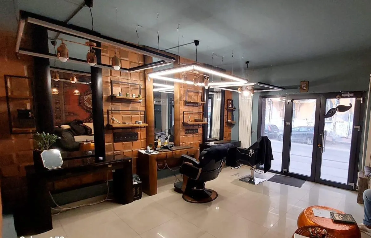 Spatiu comercial P+1 de vanzare | Mantuleasa 2 |Calea Calarasilor - foto 1