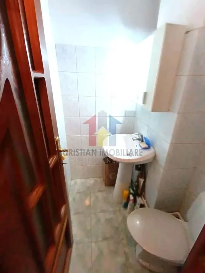 3 cam confort 1 Decomandat 83mp parter cu balcon 14 m Garii - foto 11