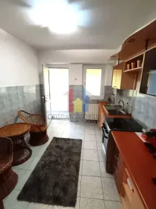 3 cam confort 1 Decomandat 83mp parter cu balcon 14 m Garii - foto 7