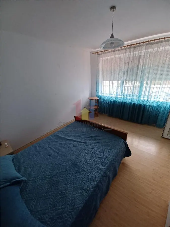 Vila P+2 Centru Vechi 286mpconstruiti din caramida cu 350mp teren - foto 13