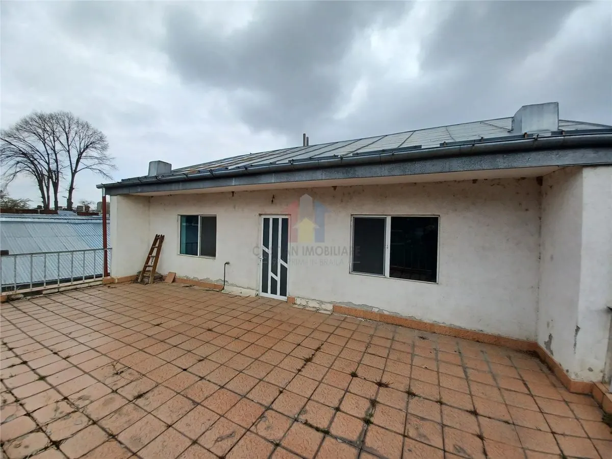 Vila P+2 Centru Vechi 286mpconstruiti din caramida cu 350mp teren - foto 6