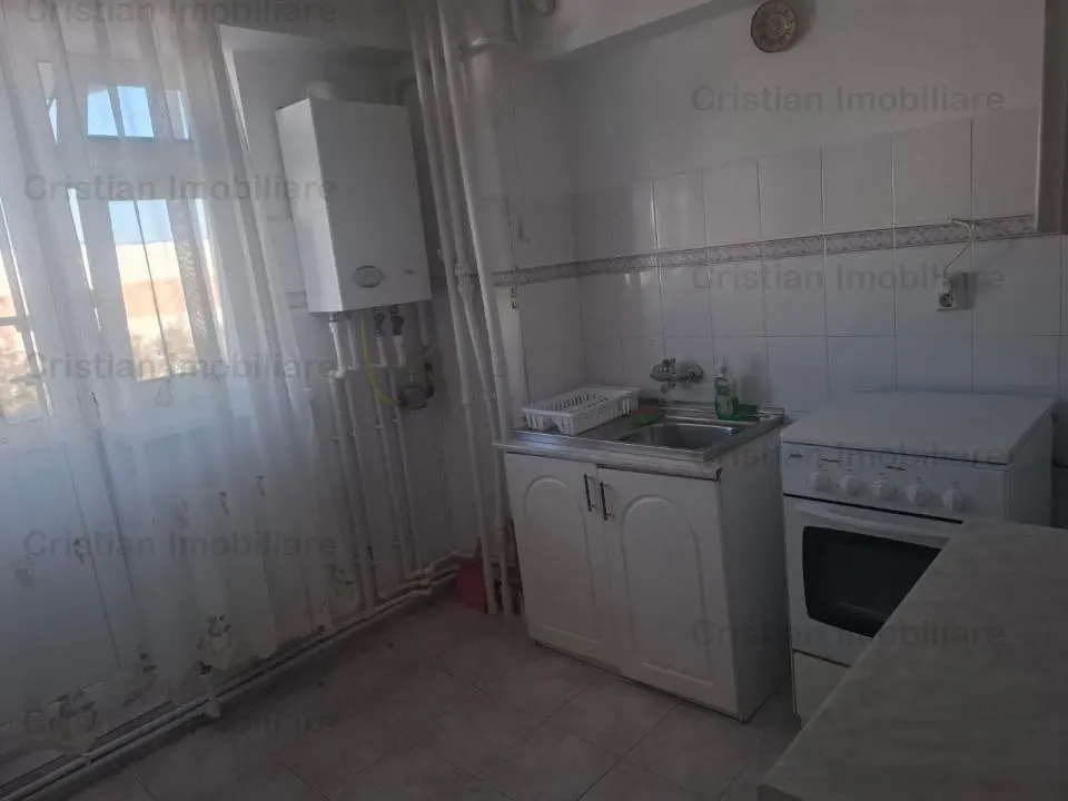 Ultracentral Calarasi-Bariera Apart 1 cam 40mp Mobilat Utilat etaj intermediar - foto 5