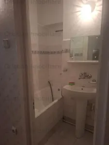 Ultracentral Calarasi-Bariera Apart 1 cam 40mp Mobilat Utilat etaj intermediar - foto 8