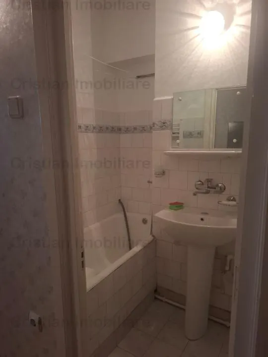 Ultracentral Calarasi-Bariera Apart 1 cam 40mp Mobilat Utilat etaj intermediar - foto 8