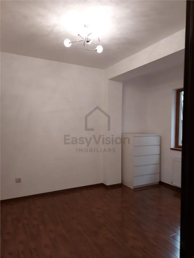 Duplex 5 cam Bazilescu | Metrou Laminorului - foto 4