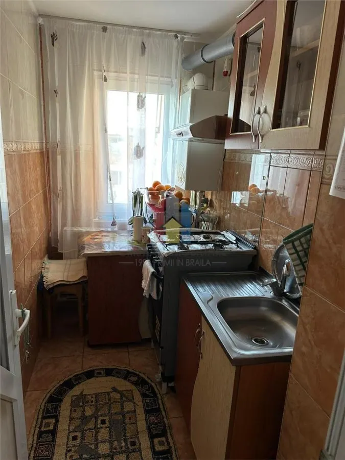 2 camere, cu imbunatatiri, 33 mp, Viziru 1 - foto 6