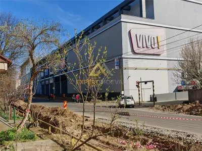 Apartament 3 camere decomandat 70 mp utili si garaj mare sub bloc - foto 13