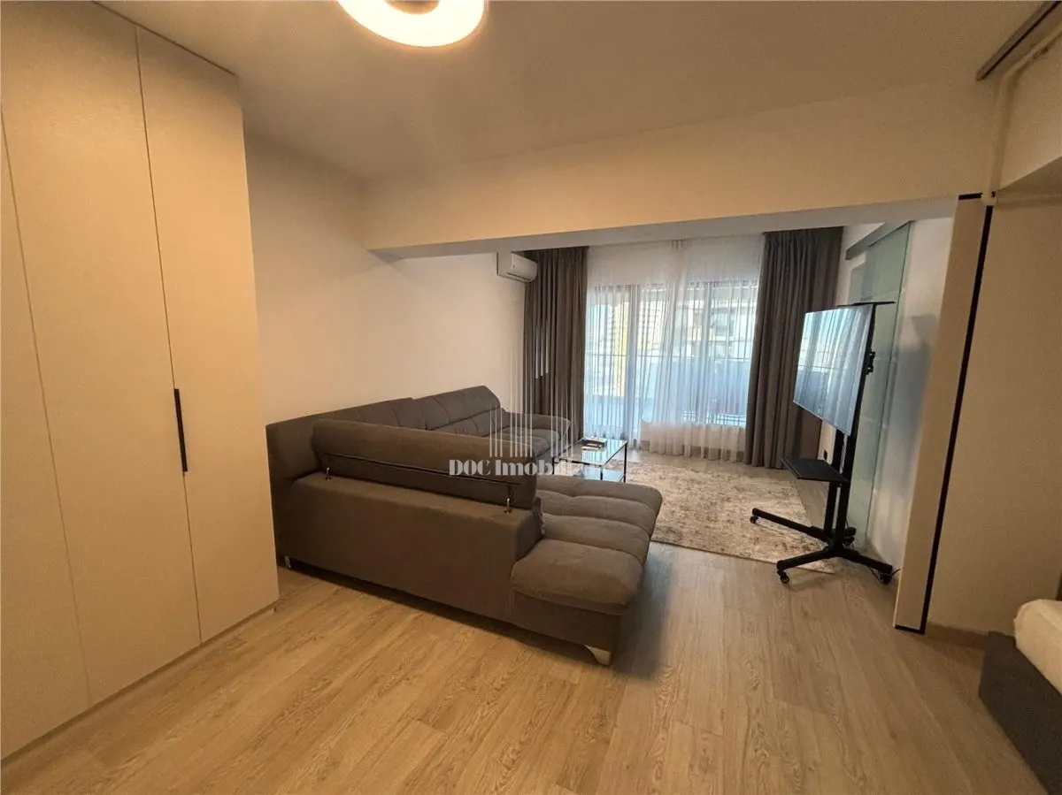 Inchiriere Studio Select Residence Dristor cu parcare - foto 1