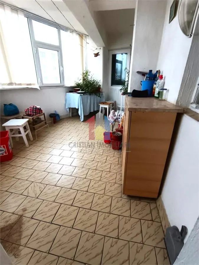 Faceti o Oferta! Hexagoane 3 camere 96 mp vedere la Dunare etaj intermediar - foto 7
