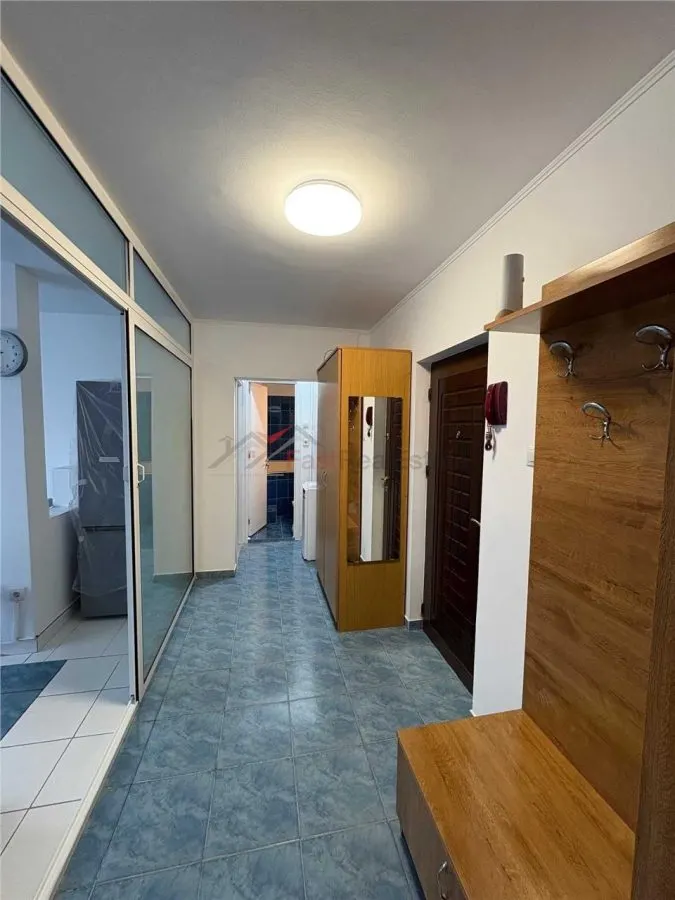 Apartament 2 camere Decebal - foto 4
