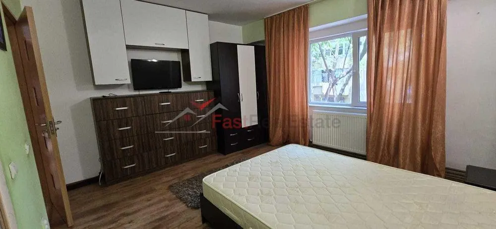 Apartament 3 camere sector 5 - foto 5