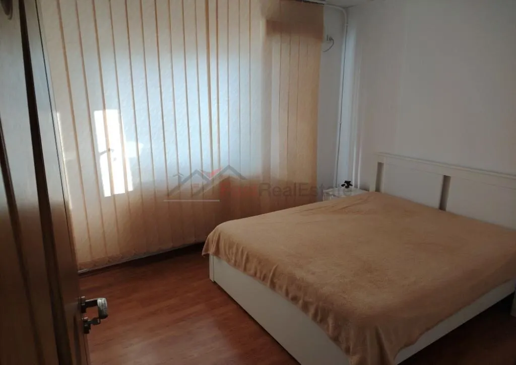 Apartament 3 camere LUX zona Gorjului - foto 11