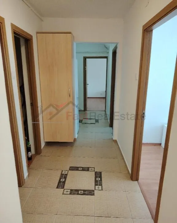 Apartament 3 camere LUX zona Gorjului - foto 10