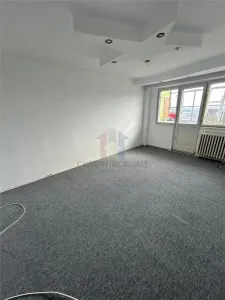 3 camere, confort 1 decomandat, 64 mp, Viziru 3 - Braila