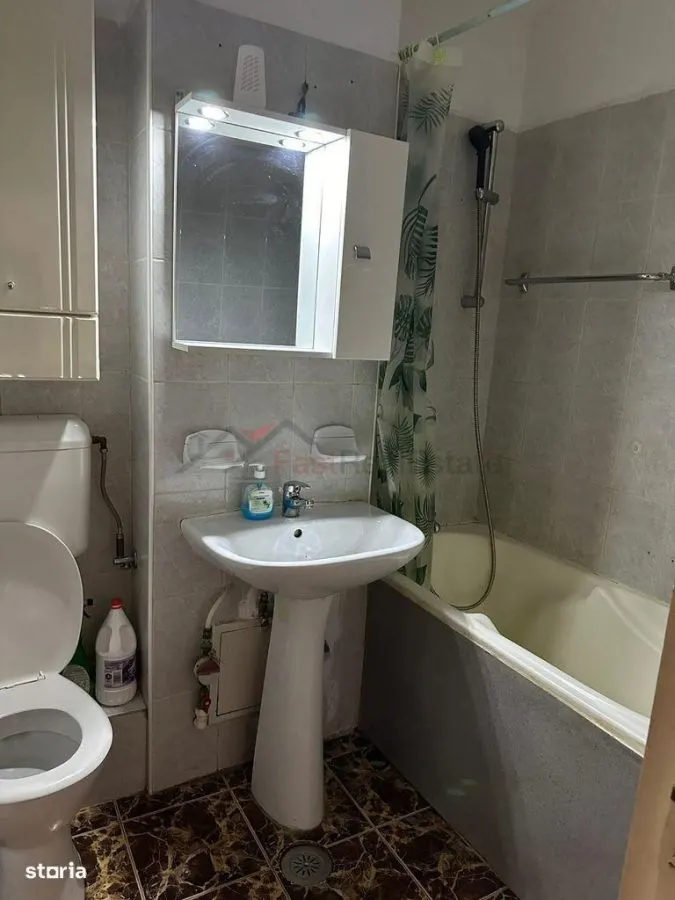 Apartament 2 camere spatios zona Titan - foto 4