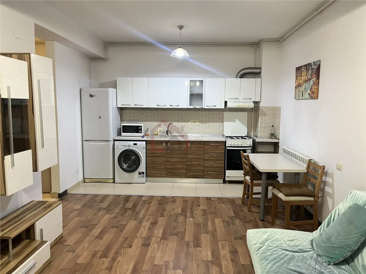 Apartament 2 camere OBOR - foto 1