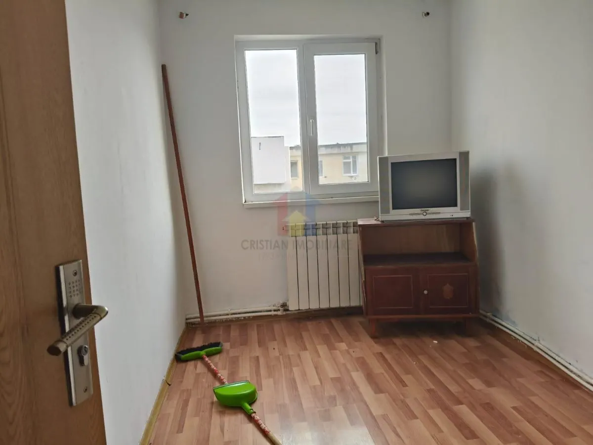 4 camere transformat in 3 camere, confort 2, Hipodrom - foto 4