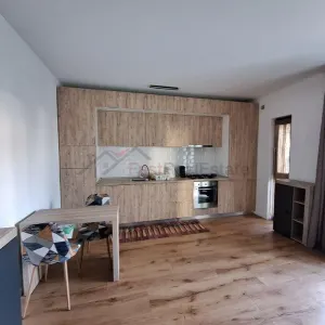 Apartament 2 camere zona rezidentiala Tunari - foto 2