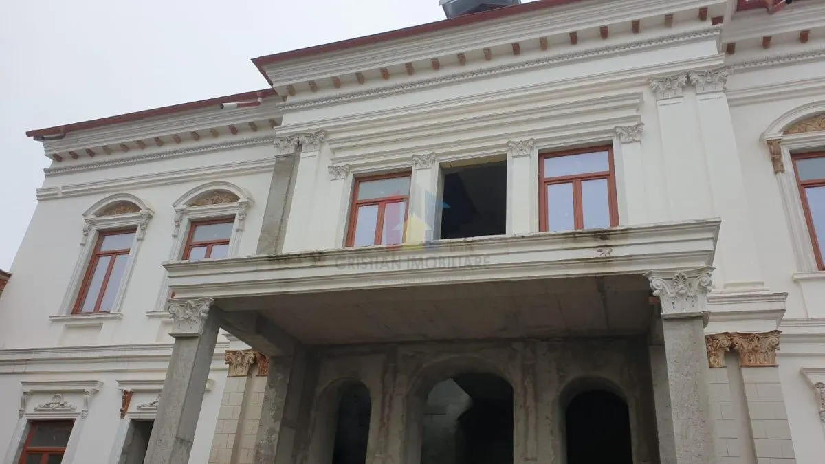 Conac Boieresc P+1 Ultracentral 695mp construiti, teren 466 mp pe colt deschidere dubla - foto 1