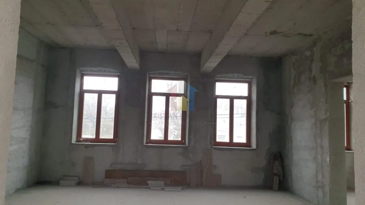 Conac Boieresc P+1 Ultracentral 695mp construiti, teren 466 mp pe colt deschidere dubla - foto 12
