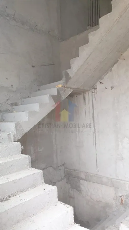 Conac Boieresc P+1 Ultracentral 695mp construiti, teren 466 mp pe colt deschidere dubla - foto 13