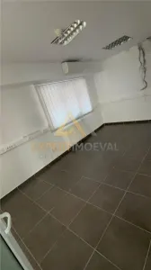 Spatiu comercial parter 141.75 mp utili Aleea Olteniei - foto 12