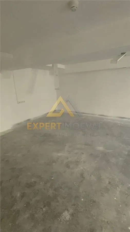 Spatiu comercial parter 141.75 mp utili Aleea Olteniei - foto 9