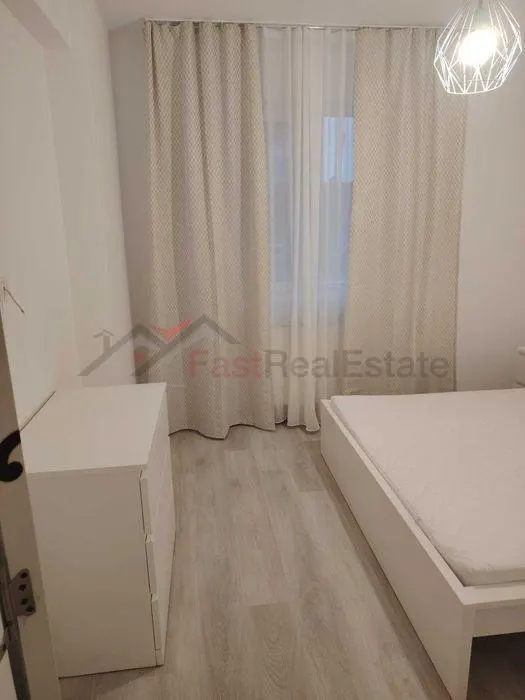 Apartament 2 camere tip studio, metrou Berceni, parcare inclusa - foto 4