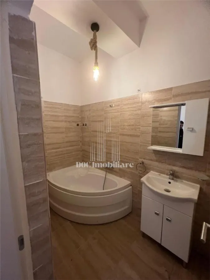 Inchiriere Apartament 2 Camere Obor - Curte Exterioara - foto 5