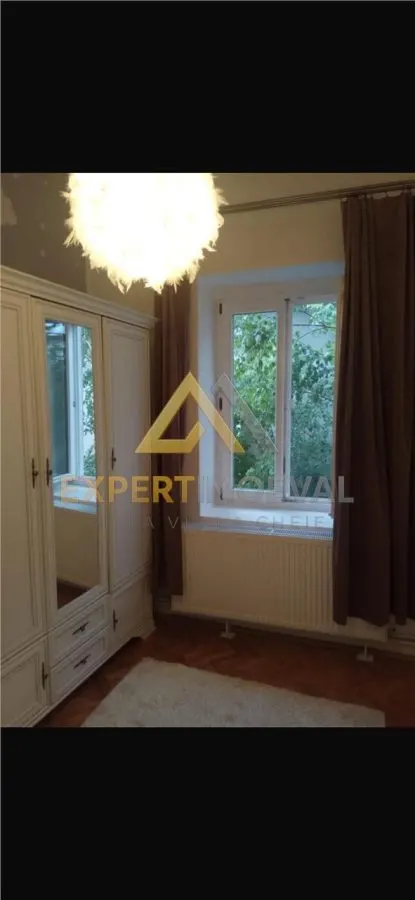 Casa boiereasca Centrul Vechi Baia Mare cu spatiu comercial la parter inchiriat cu 600 euro/luna - foto 13