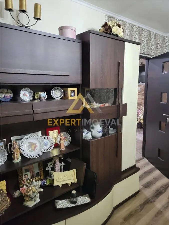 Apartament 3 camere str Garii - foto 6