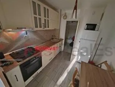 Apartament 2 camere Crangasi , decomandat. - foto 1