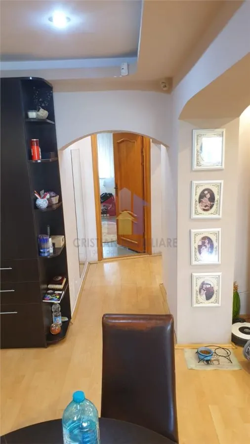 3 camere etaj 1, 2 balcoane, Mobilat si Utilat, decomandat, H.Botev - Republicii - foto 5